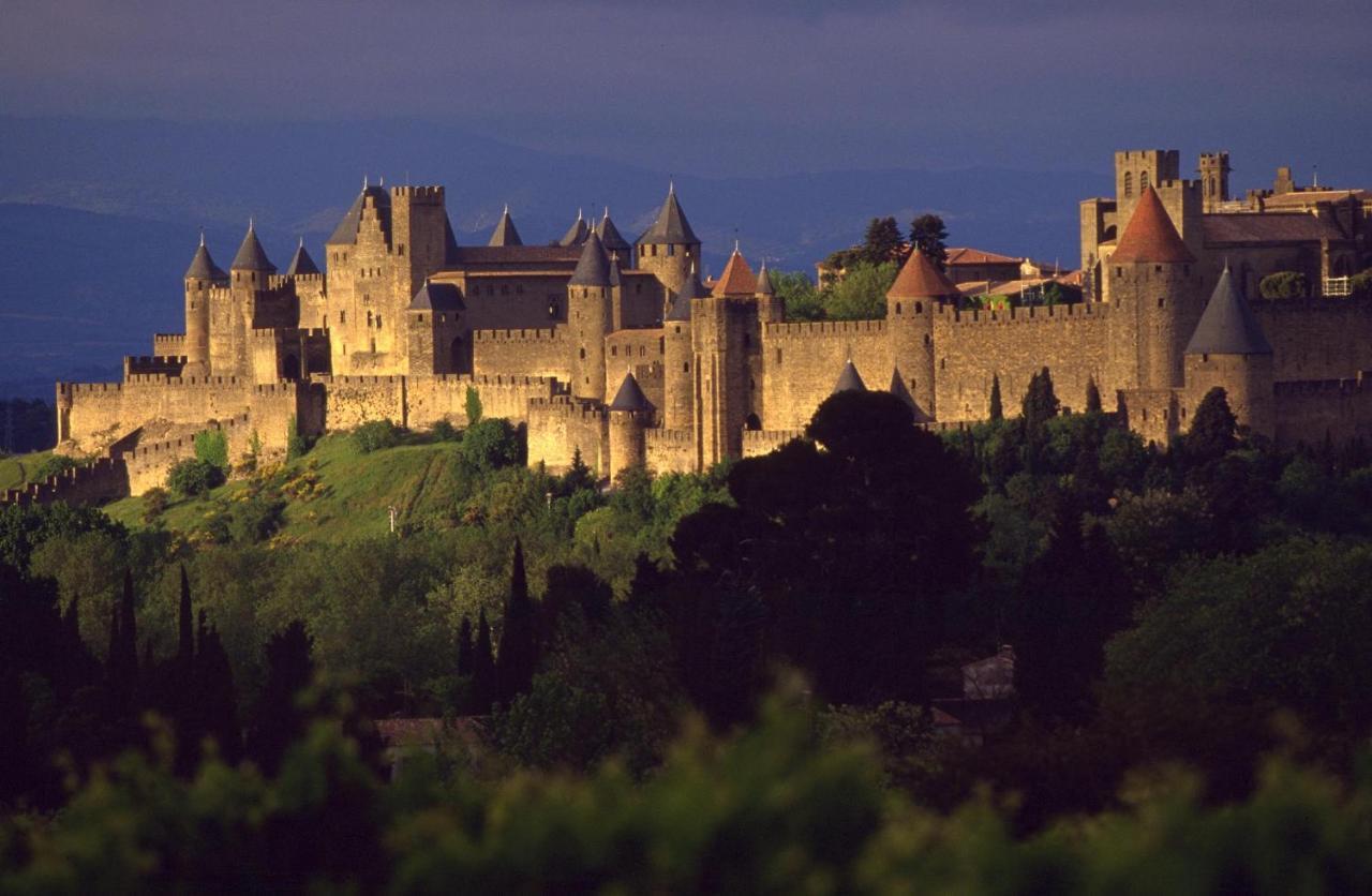 Hôtel Central Carcassonne Buitenkant foto