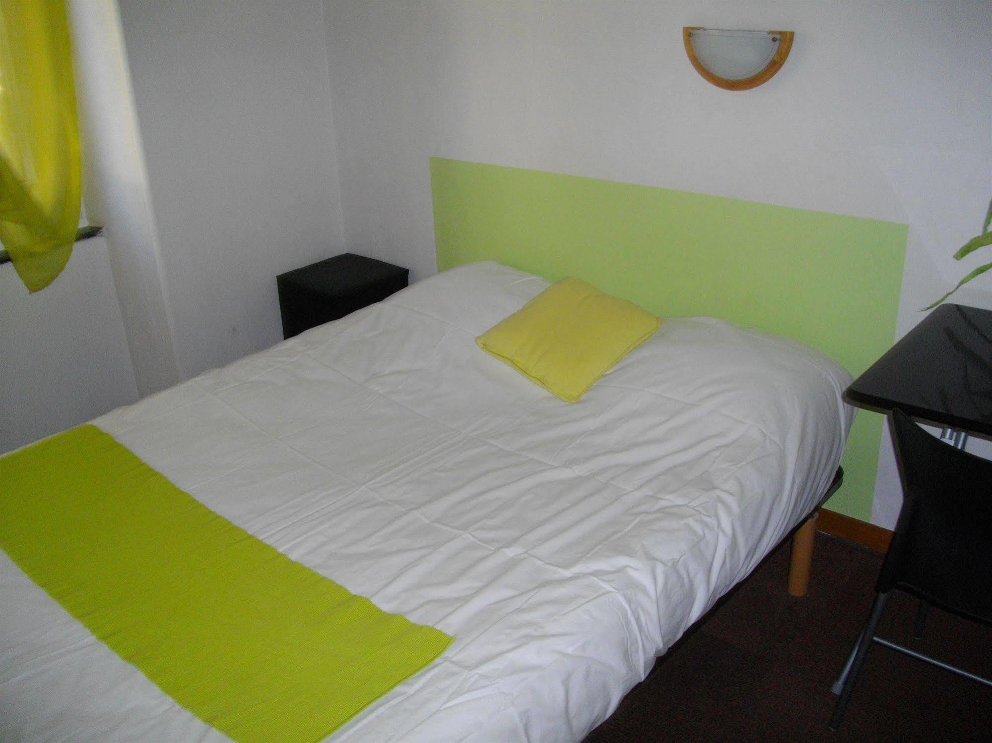 Hôtel Central Carcassonne Buitenkant foto