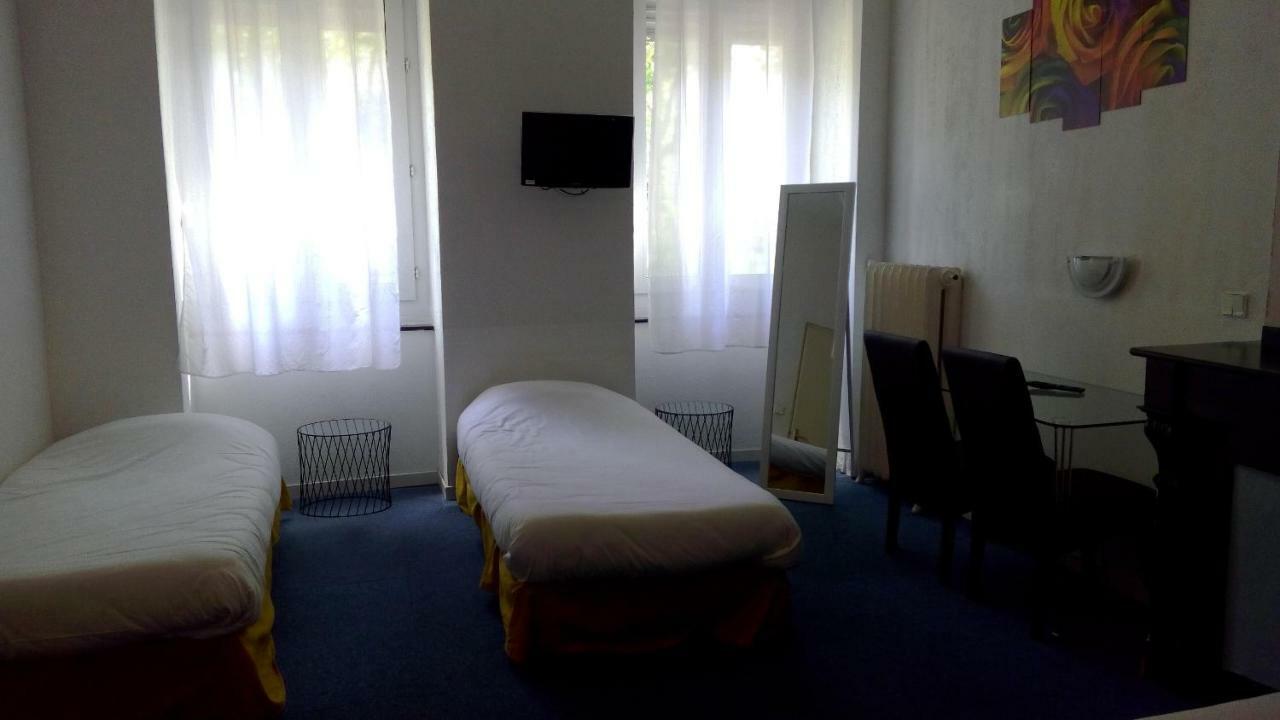 Hôtel Central Carcassonne Buitenkant foto