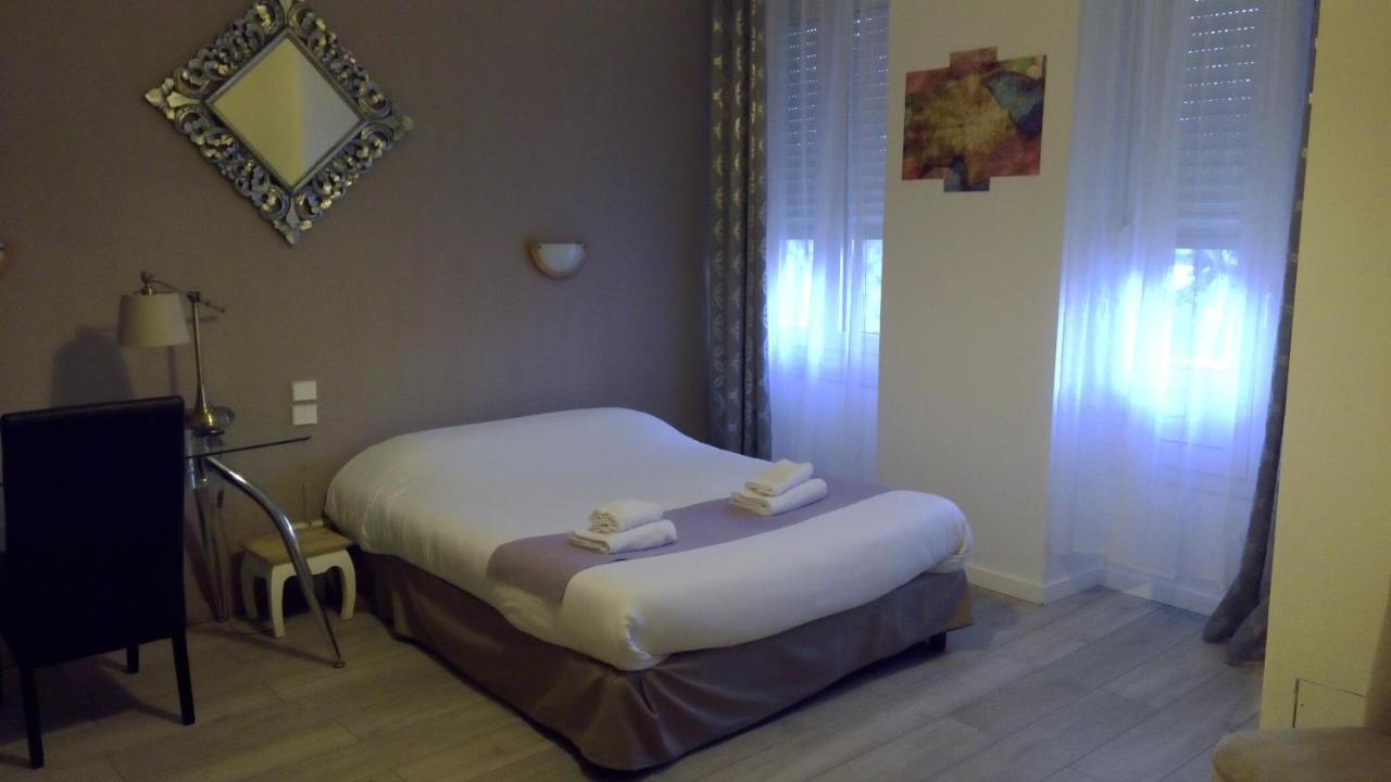 Hôtel Central Carcassonne Buitenkant foto